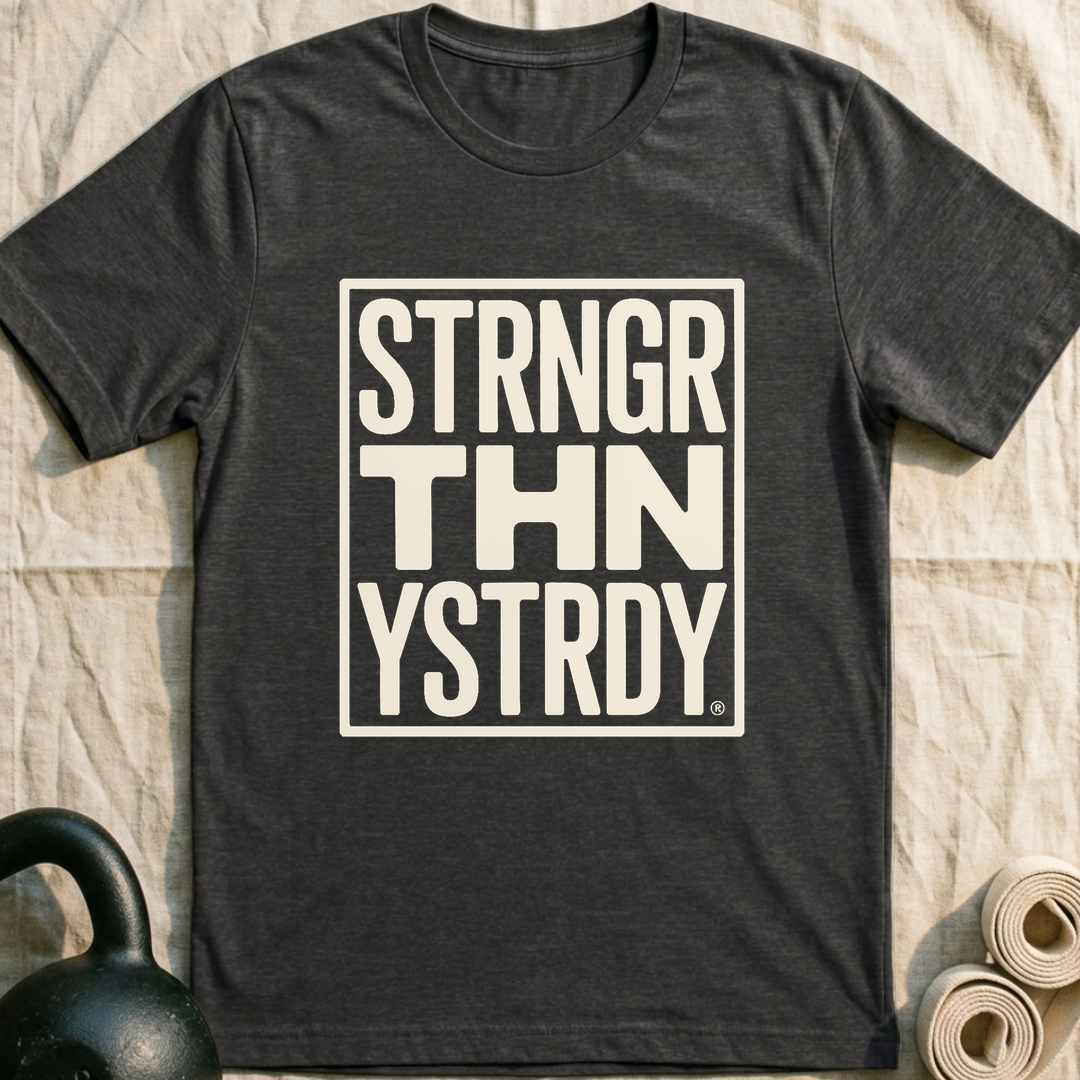 Strnger Thn Ystrdy T-Shirt — Dark Grey Heather